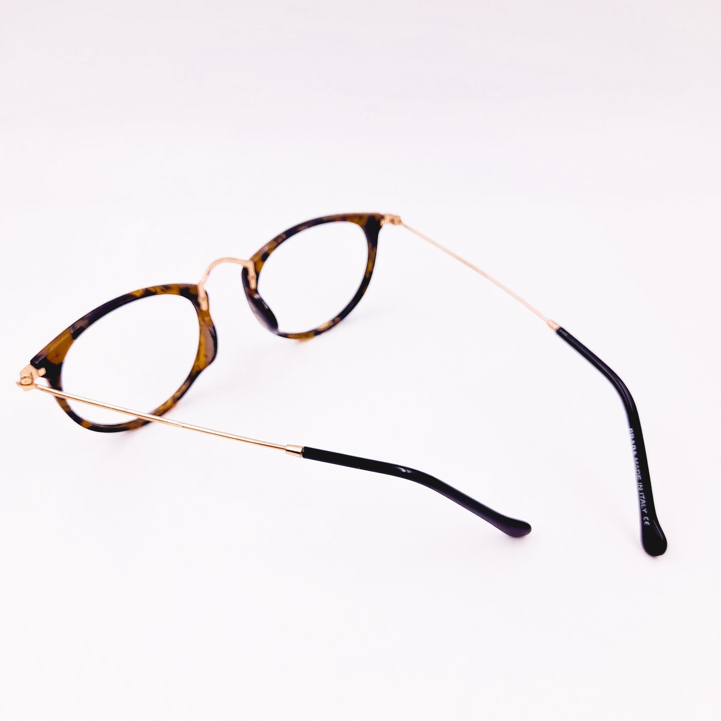 Round printed glasses