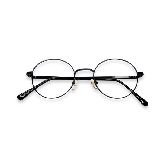 Round black glasses